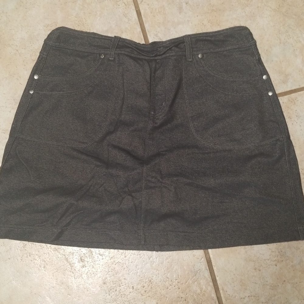 Athleta denim-look Skorts